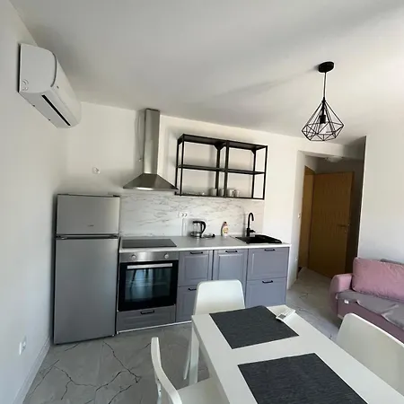 Marija Apartment Pakostane Exterior photo